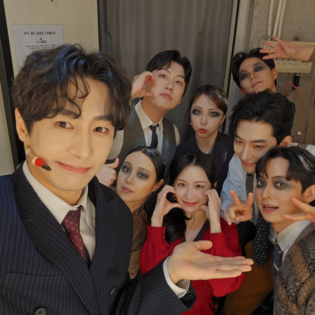 뮤지컬 미드나잇 : 액터뮤지션 tweet media