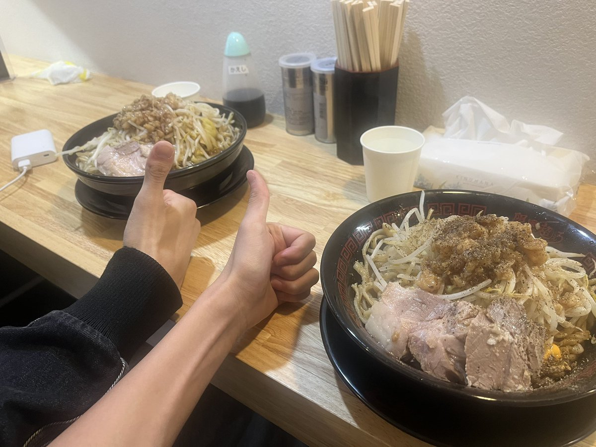 こった tweet media