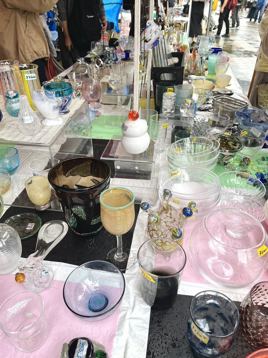 sumida_glass_'s tweet photo. 🌸すみだガラス市出展ブース紹介🌸
◎硝竹梅◎
とある吹きガラス工房にゆかりのあるガラス作家や講座生徒に���る一点ものの作品たちが揃います。 https://t.co/kE1Aqz9rN5