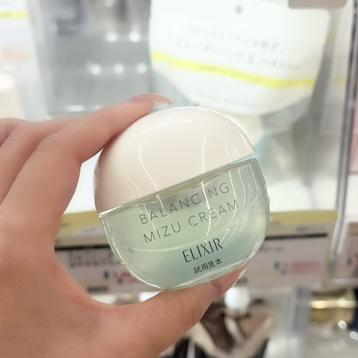 日本の薬局で買うべきものはこちらです。