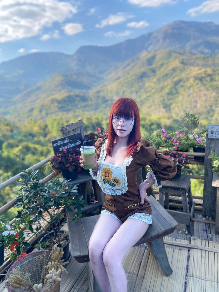 ณ๊องเอื้อม’ tweet media