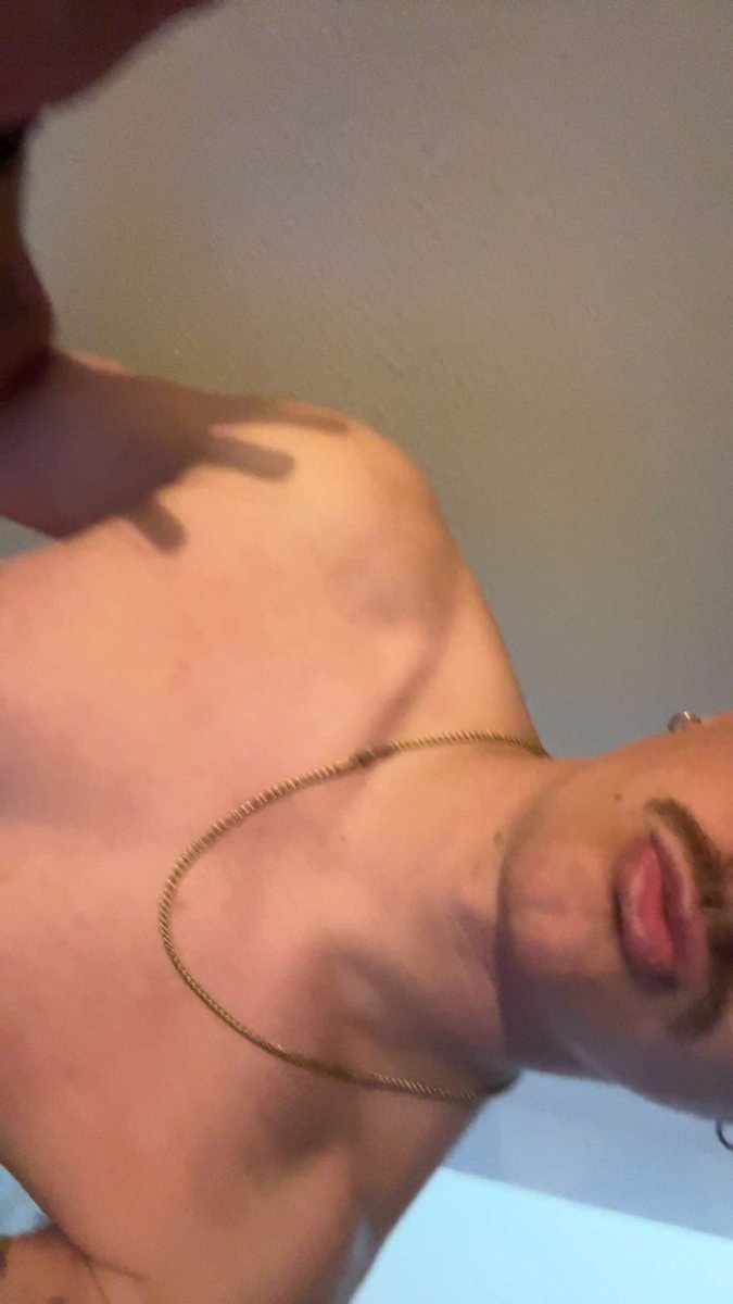 CloverRaposo04's tweet photo. hit him up for some hot straight guy content! (Does all kinds so hit him up!)
https://t.co/ck9w2whCqM https://t.co/phTDcjXAsw
