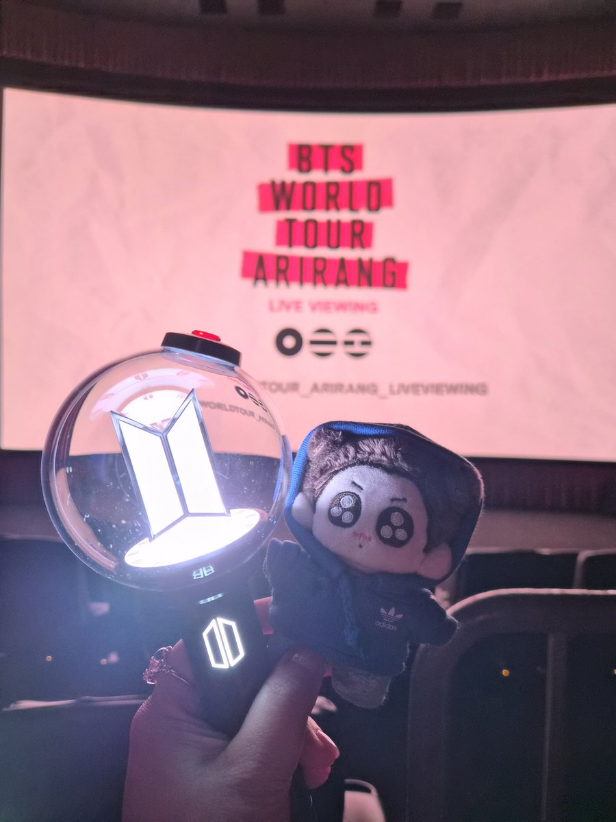 찜미오💜꾹리엣 tweet media