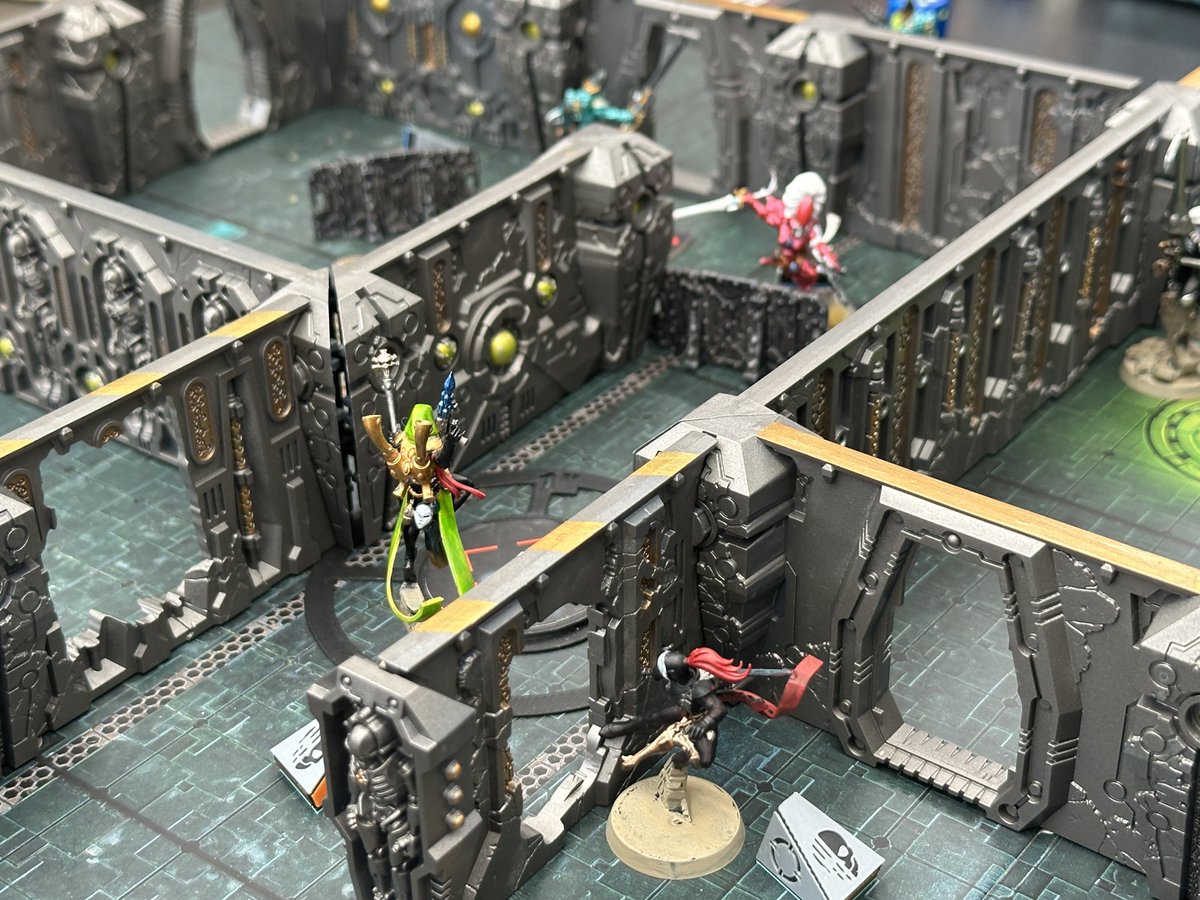 ウォーハンマー町田 tweet media