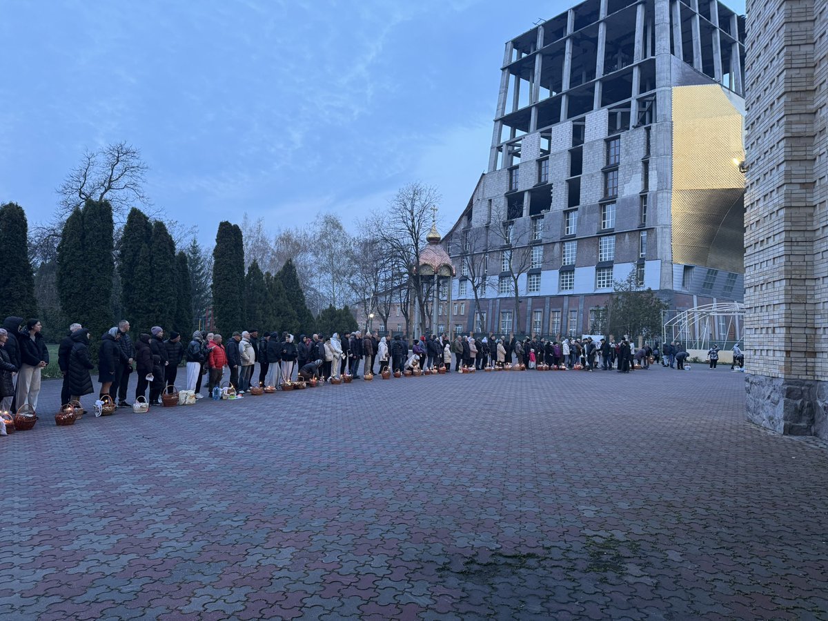 ksperh's tweet photo. Світлий ранок Великодня 🕊️ https://t.co/y8azQuBRHf