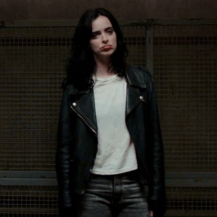 ✦ cass • ceo of quake ✦ #1 jessluke stan tweet media