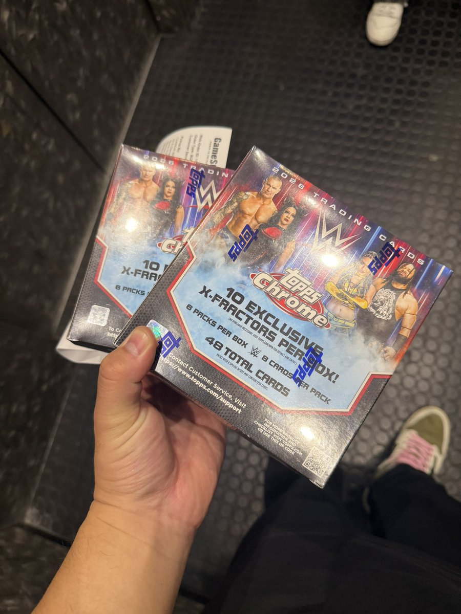 Munchierips's tweet photo. The GameStop $59.99 vs $99.99 situation is weird. Online showed $59.99 in stock, but in-store the employee said it was $99.99 even with the $59.99 sticker. I ordered online for pickup instead and got it for $59.99. Props to the employees for being cool about it!

@CardPurchaser https://t.co/6RqNusjxH1