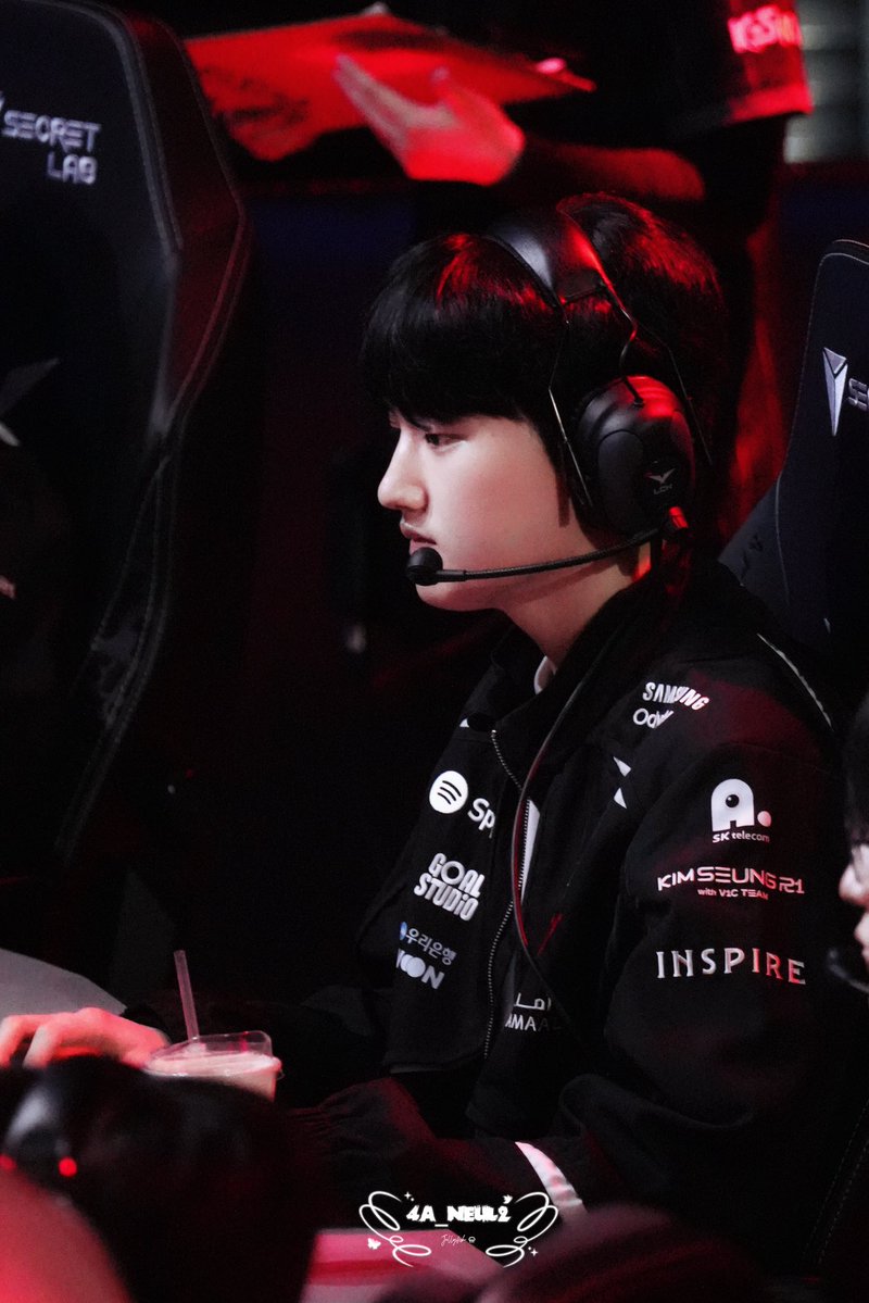 4a_neul2's tweet image. #PEYZ