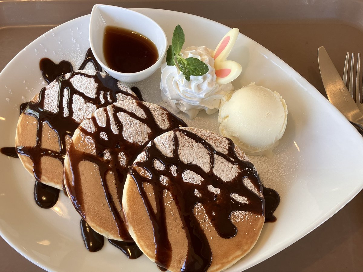luuluka's tweet photo. @Sawanoturi おつかれ様でしたー
こちらはグリーン牧場でパンケーキでした。 https://t.co/Lu7Lz0h8xy