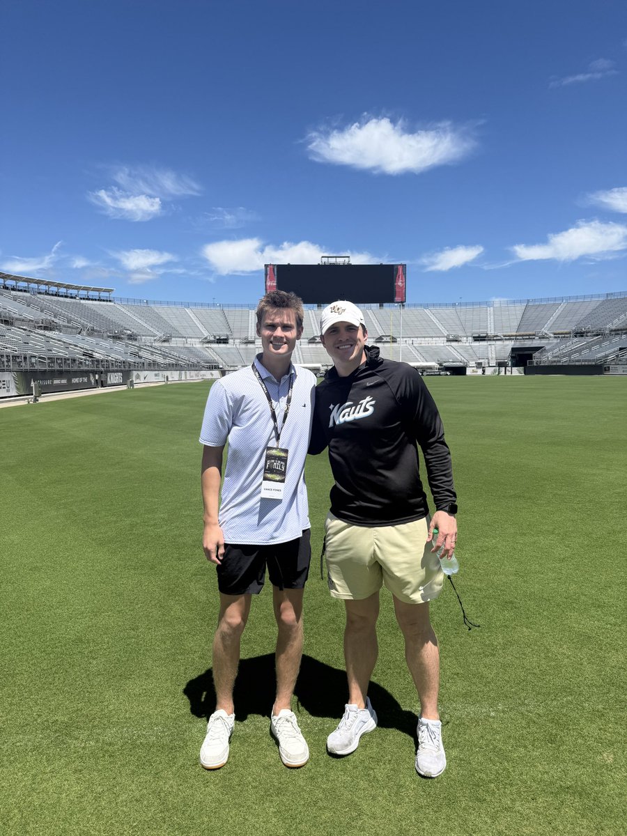 VanceFones's tweet photo. Great visit to UCF today. Appreciated the time with the staff and getting a closer look at the program. Excited to continue building the relationship! https://t.co/o4uP7EMX4p