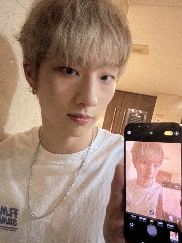 7th year: alora ᶻ 𝗓 𐰁 tweet media