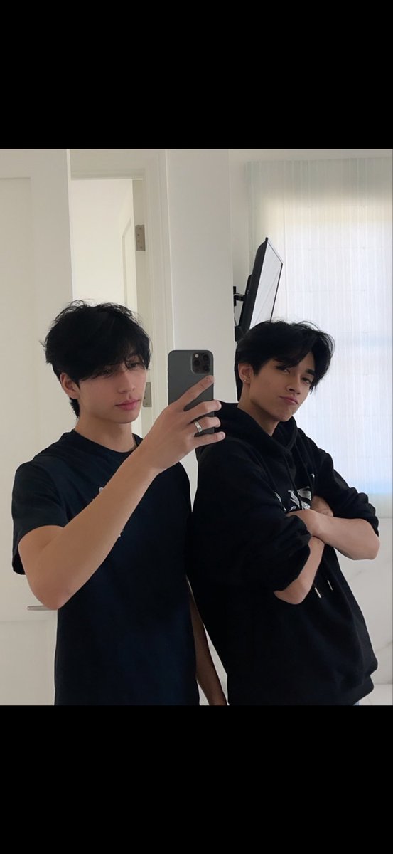 OliverMoy's tweet image. can’t believe I’ve known you for 23 years now, happy birthday @ImSebastianMoy