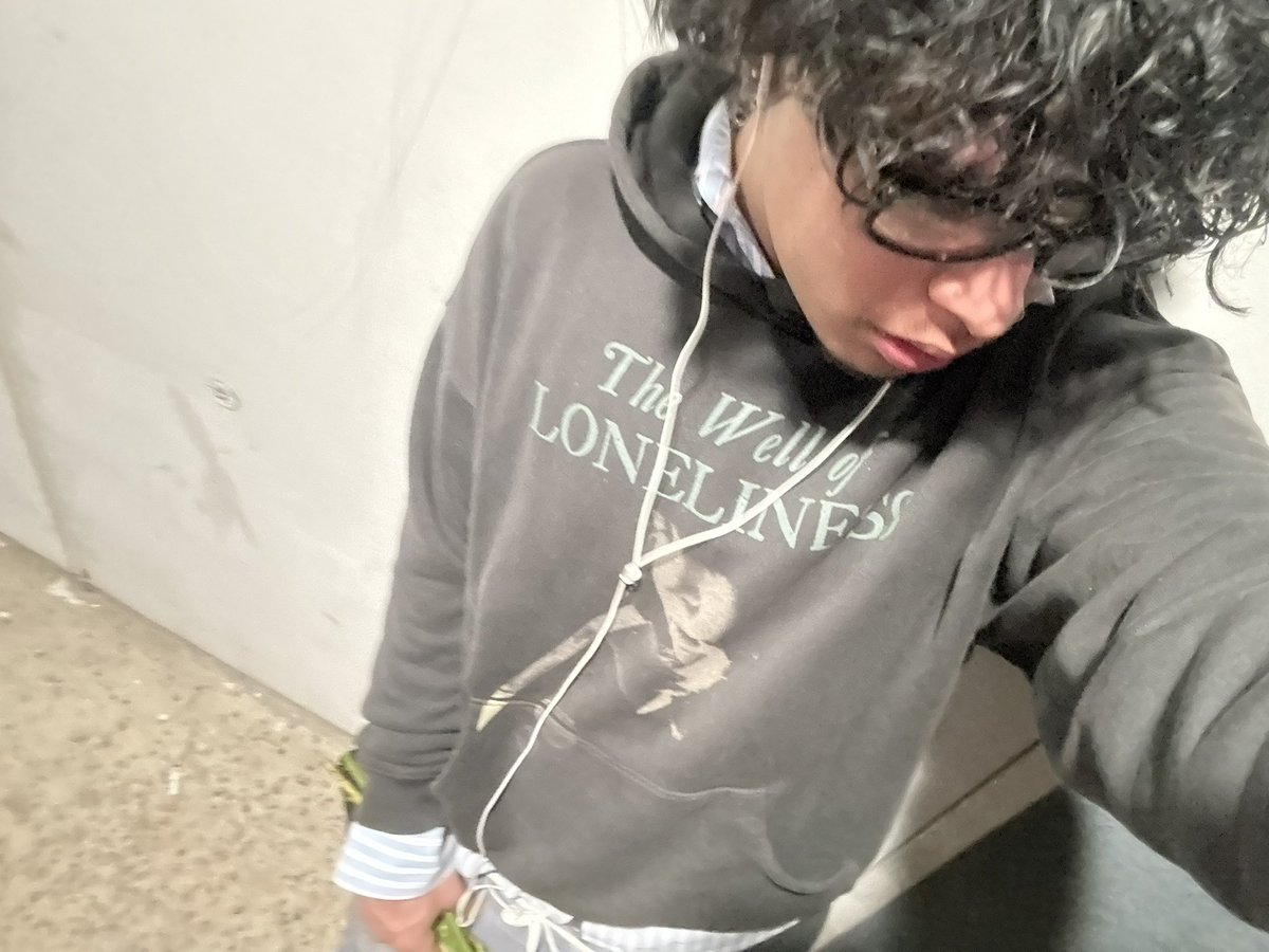 𝔅𝔢𝔫𝔧𝔦✰ tweet media