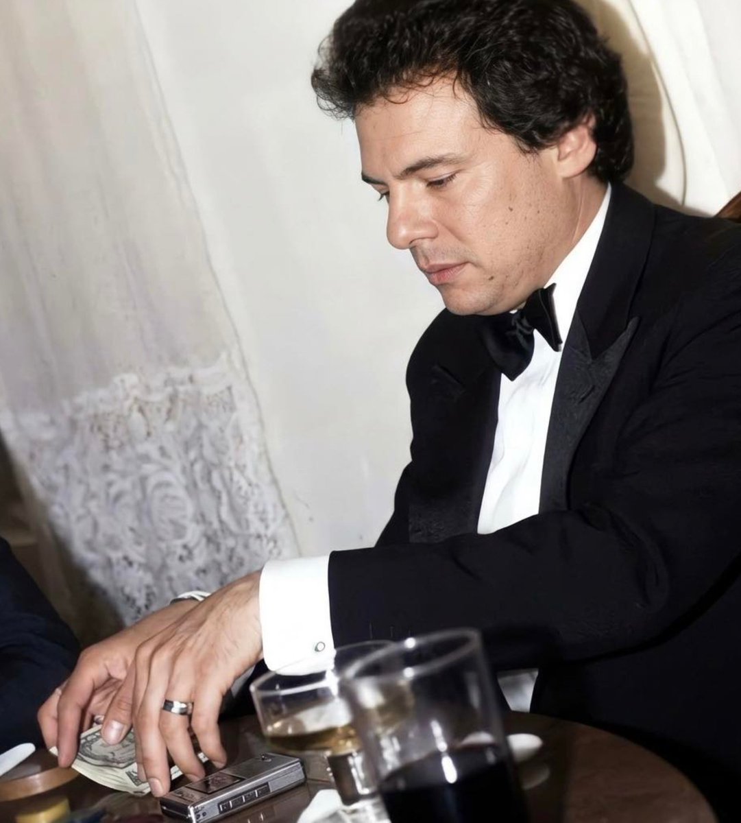 Verdugo del pueblo. tweet media