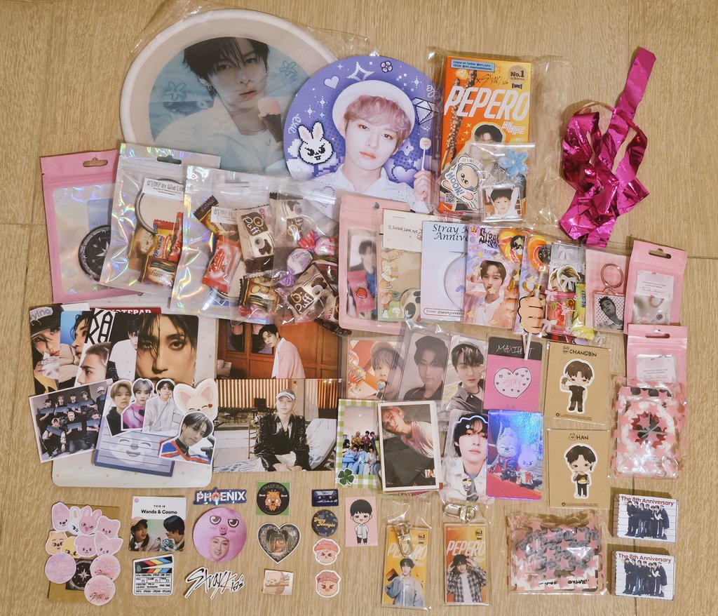 aira \(•-•)/合 tweet media