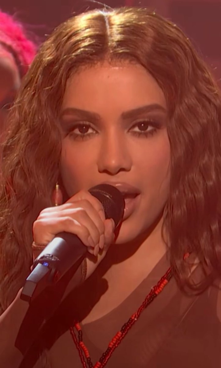 Anitta Base tweet media