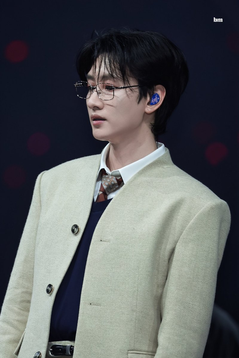 260404 SJ-CORE in Seoul

👓 

#은혁 #이혁재 #슈퍼주니어