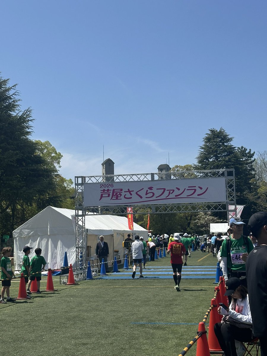 rihika2525 tweet media