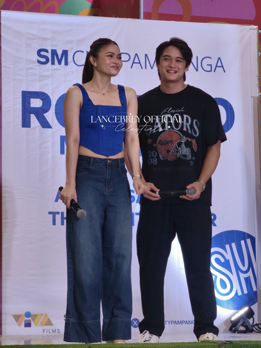 lancebreyofc_'s tweet photo. LanceBrey Magic ✨

#LanceCarr and #AubreyCaraan lit up SM City Pampanga with kilig, laughter and pure connection you can feel.

And the Celestials are there to witness it all. 🤍

#LanceBrey https://t.co/IfwIpBPaxk