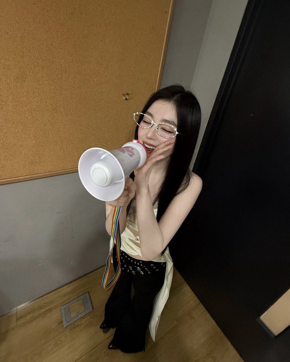 Red Velvet tweet media