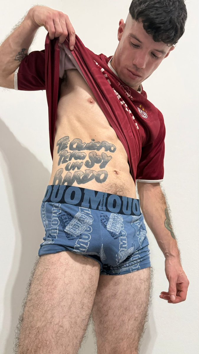 wachoberreta tweet media