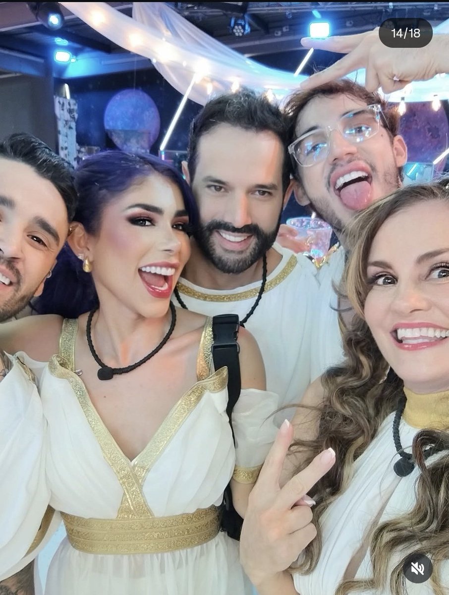 ¿Será esta una premonición para el futuro del reality? JAJAJAJJAJAJA #LaCasaDeLosFamososCol3