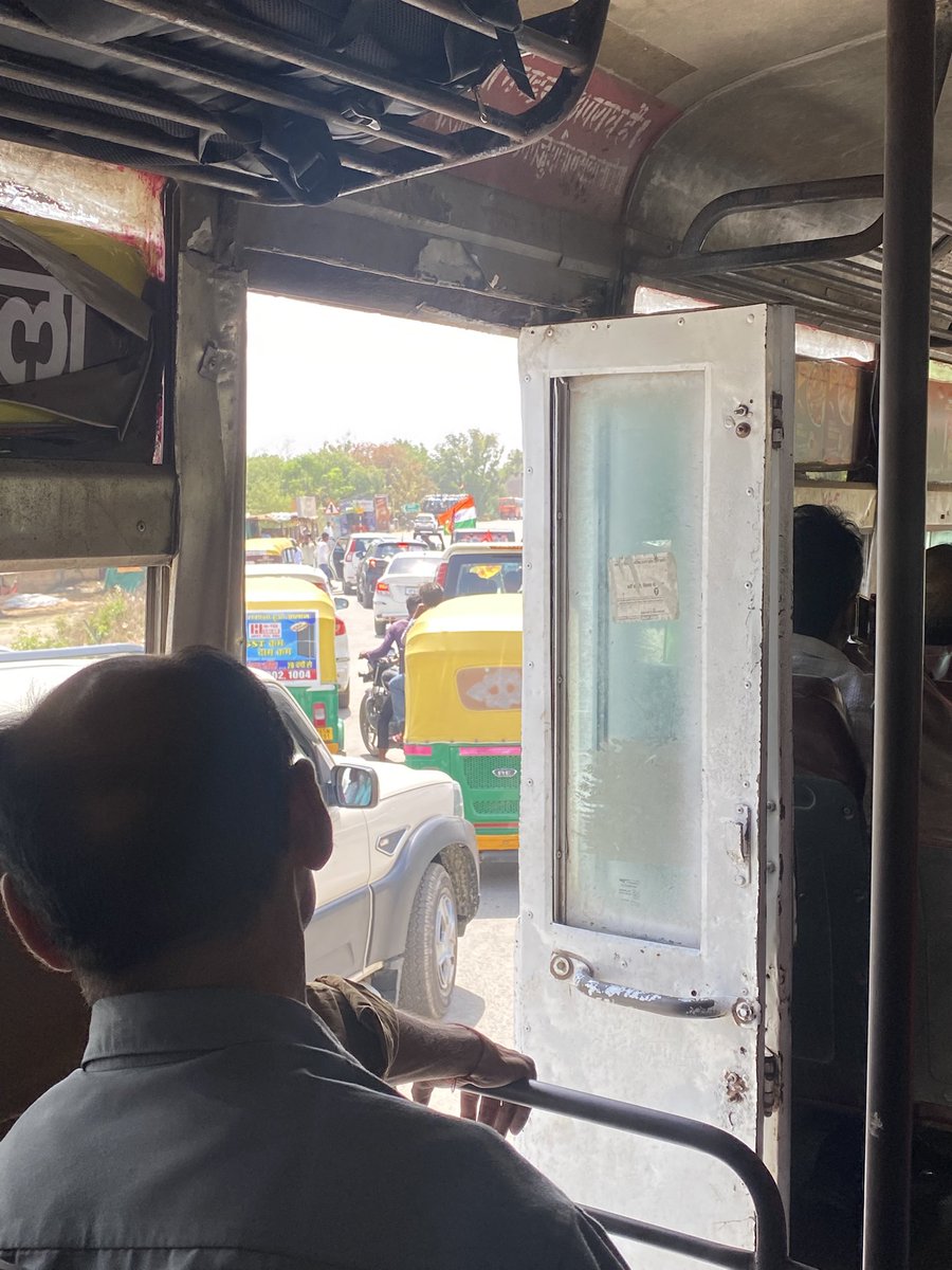 Helabarfi tweet media