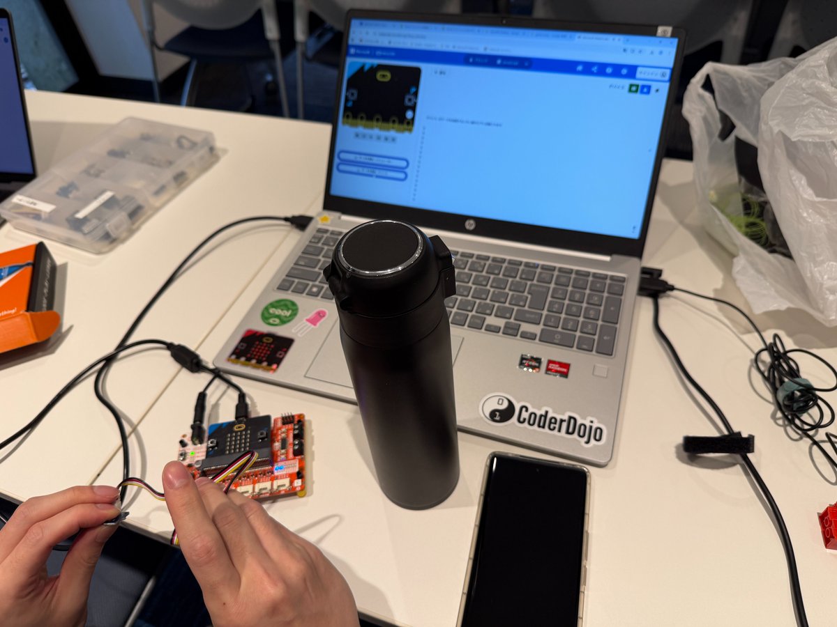 CoderDojo 名護 / CoderDojo 恩納@OIST tweet media