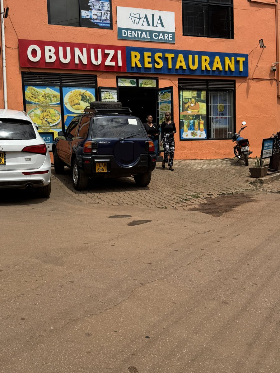 Obunuzi Restaurant tweet media