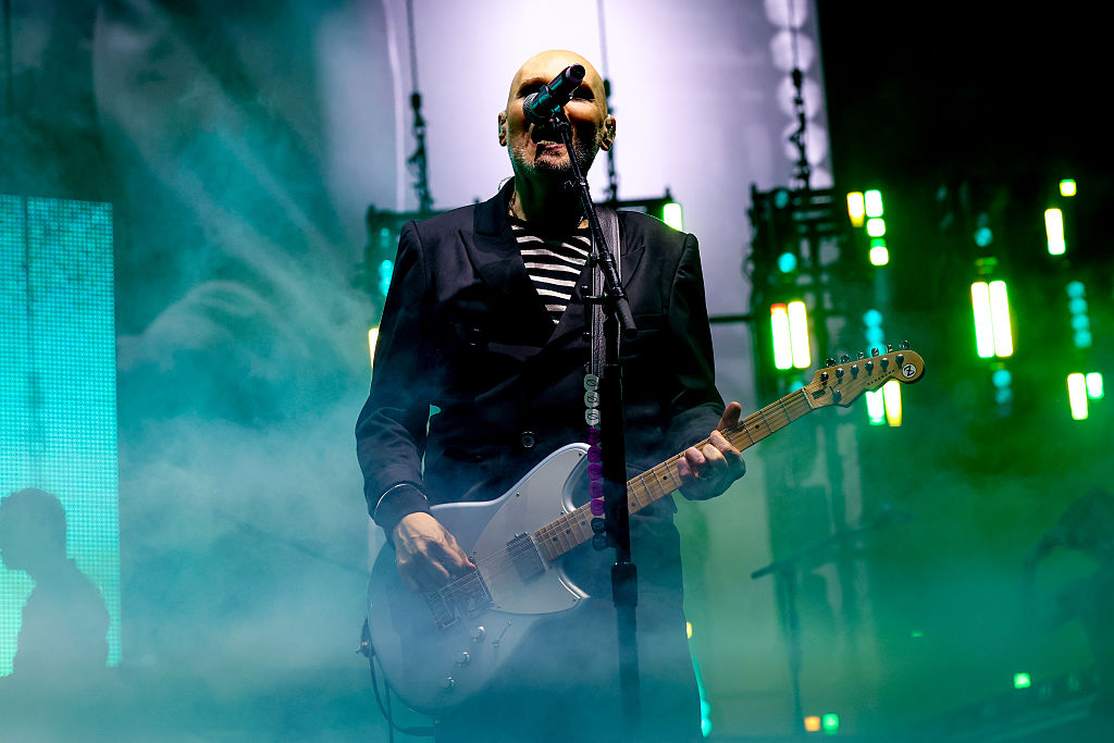 The World Famous KROQ tweet media