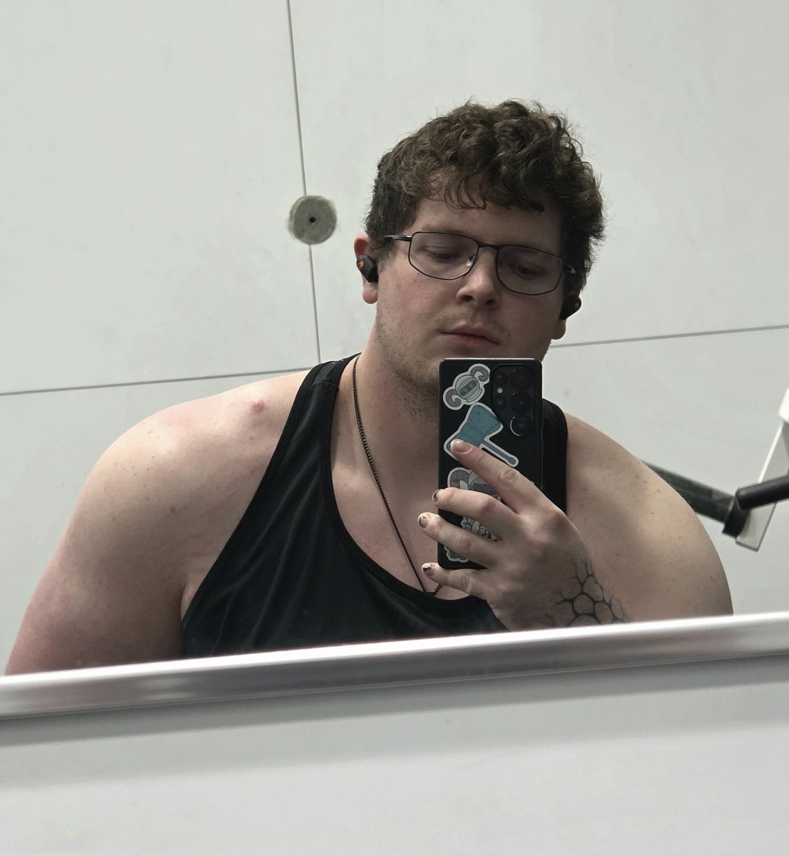 IMayyLift's tweet photo. Big back
#fypシ゚ #gym #workout https://t.co/8xFPq7GP9c
