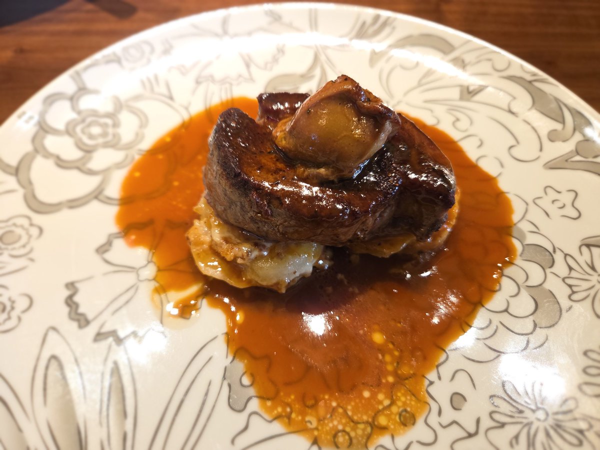 ビスク tweet media