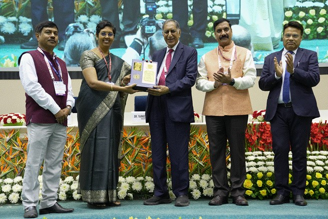 PIB_India's tweet photo. World Homoeopathy Day 2026 concluded in New Delhi with focus on sustainable healthcare 

Clinical evidence and innovation define World Homoeopathy Day 2026 deliberations

Ayush Ministry charts future roadmap for homoeopathy at national convention 

The ceremony also featured recognition of distinguished contributions to the field of #homoeopathy 

👉 Theme: Homoeopathy for Sustainable Health

Read here: https://t.co/YM2TZiE4QY 

#WorldHomoeopathyDay2026 @moayush