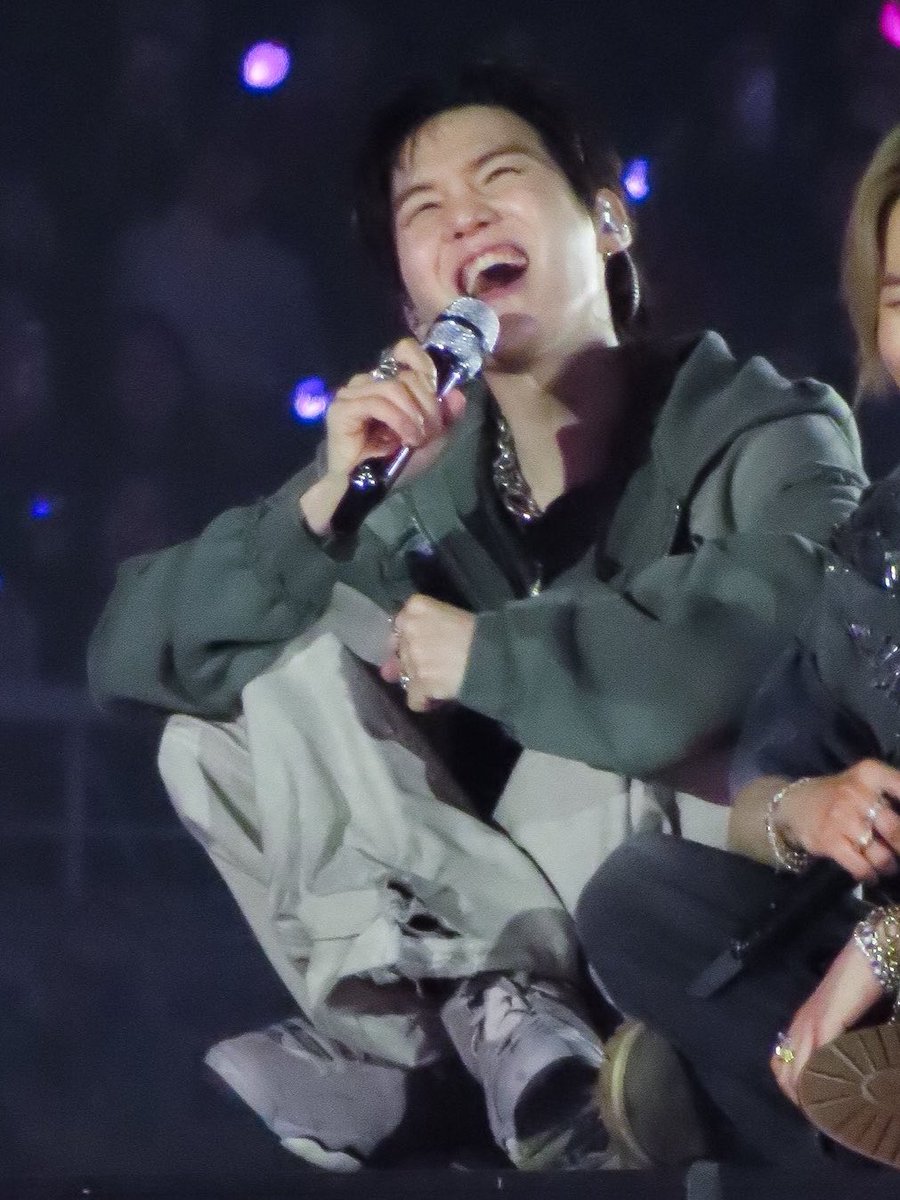 i really love him so much ☹️🤍