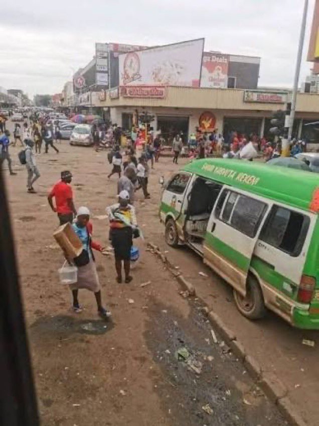 J E T H R O 🇿🇼 tweet media