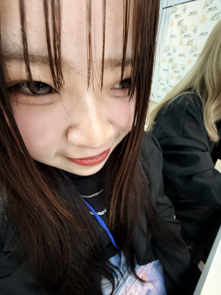 H7y3Z's tweet photo. ？？？ https://t.co/eqWeSRsGqL