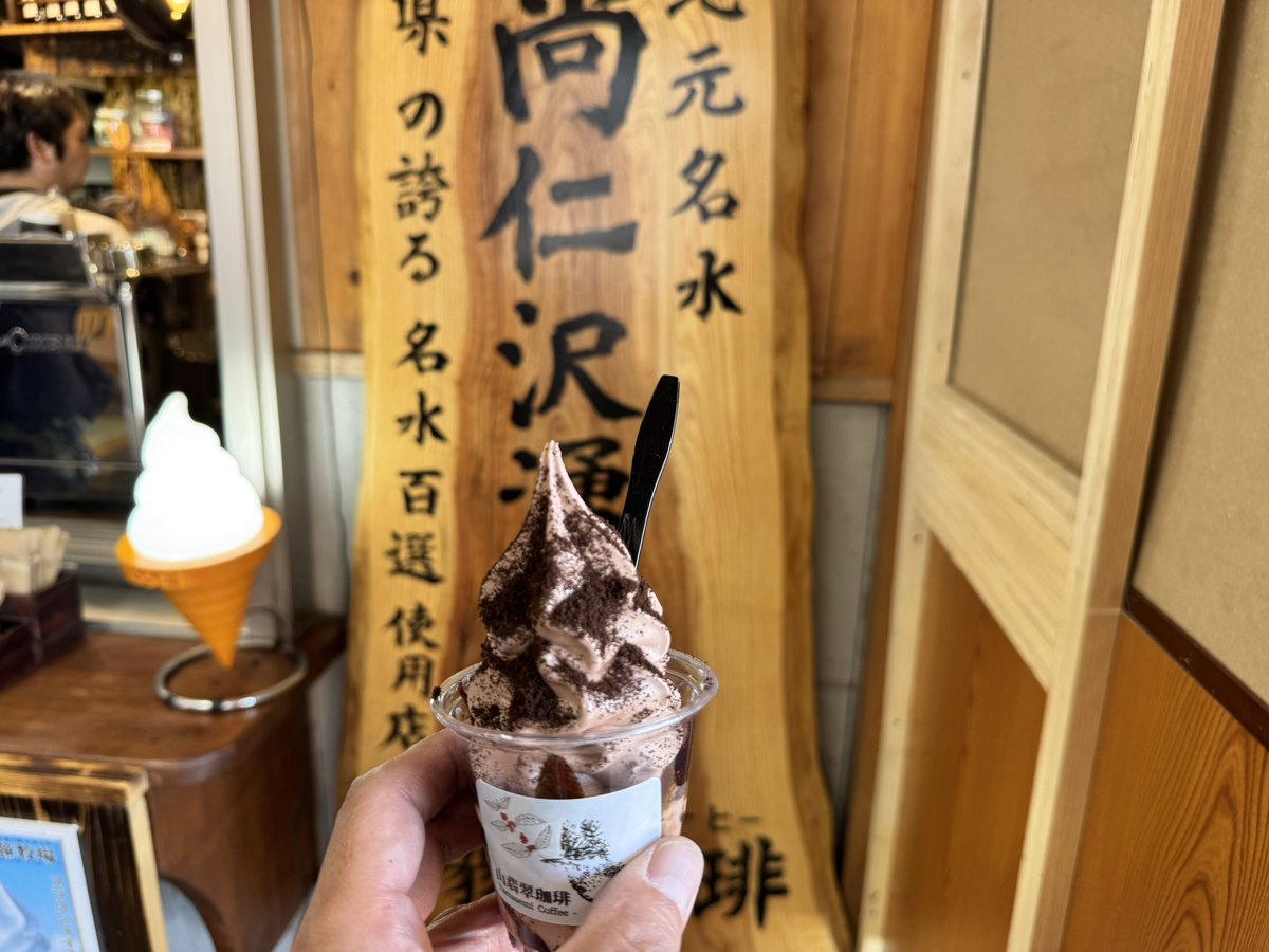 超桃白白╭(.-.╭ )╮ tweet media