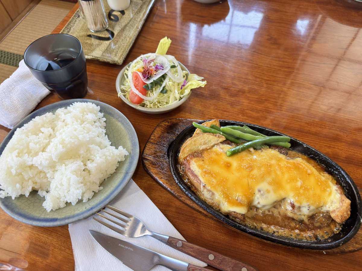 超桃白白╭(.-.╭ )╮ tweet media