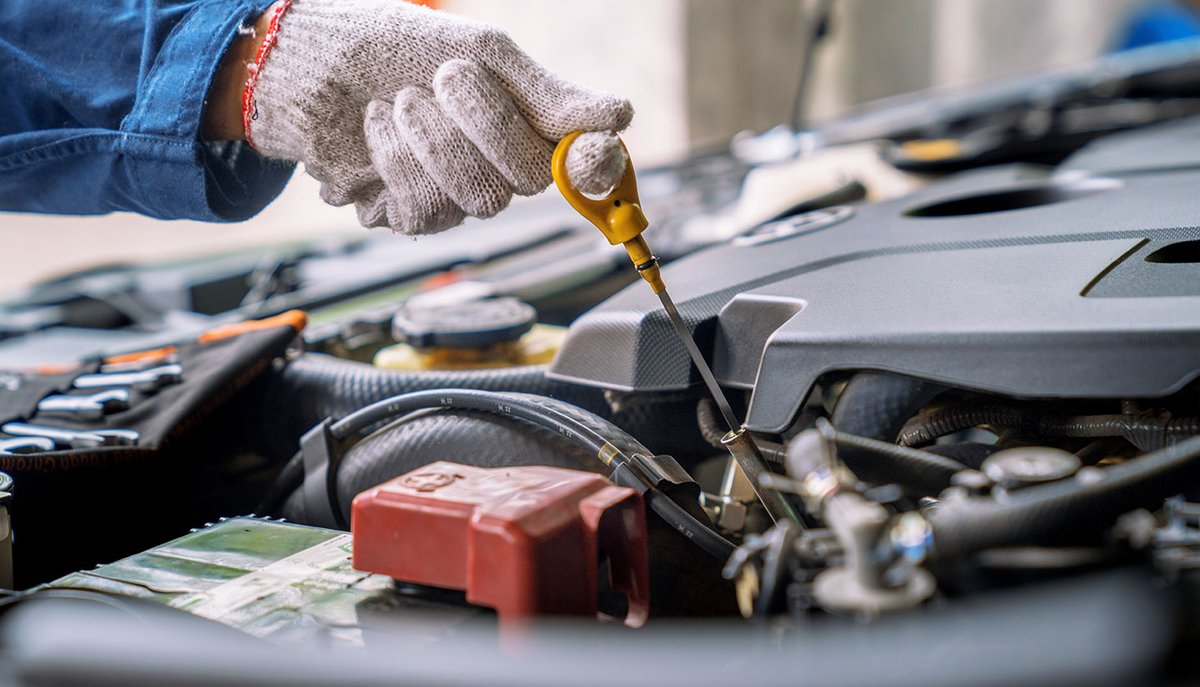 DeMechaniq's tweet photo. Essential Daily Morning Vehicle Routine. 
 
 -Checking tire pressure and tread,
 - Monitoring oil and coolant levels,
 - Ensuring lights &amp; indicators are functional,
 - Inspecting for leaks underneath.
 - Start the Engine and let it Run for about 5-10mins before driving away. https://t.co/fBhjukA5y9
