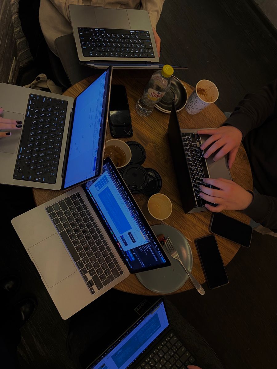 Mr Shivam tweet media