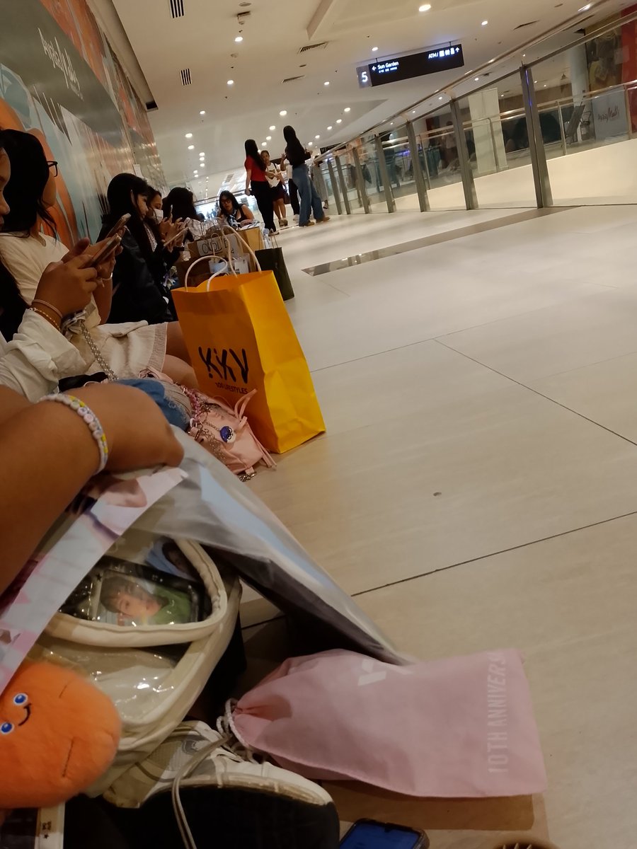 ligaya🐈⬛ tweet media