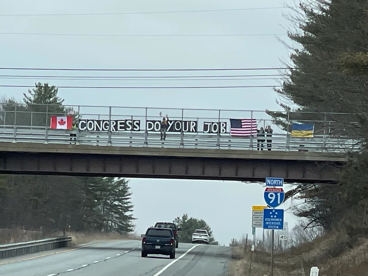 Ted & Lyn tweet media