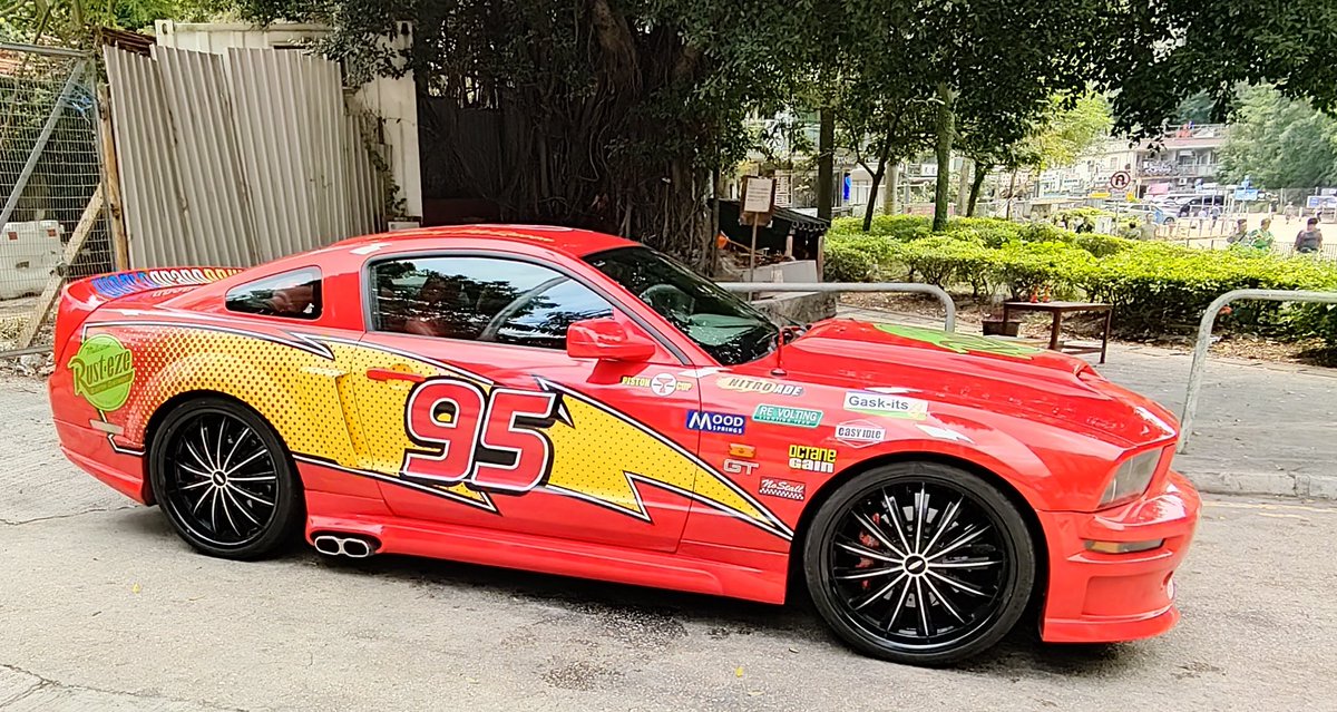 hataxhataxhata's tweet photo. Lightning McQueen in Hong Kong🤩⚡⚡⚡⚡⚡⚡ https://t.co/aFuWIcqalu