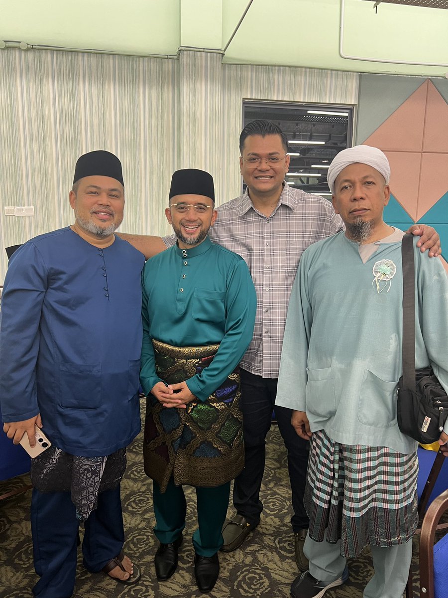 Shafiq Halim 善心 tweet media