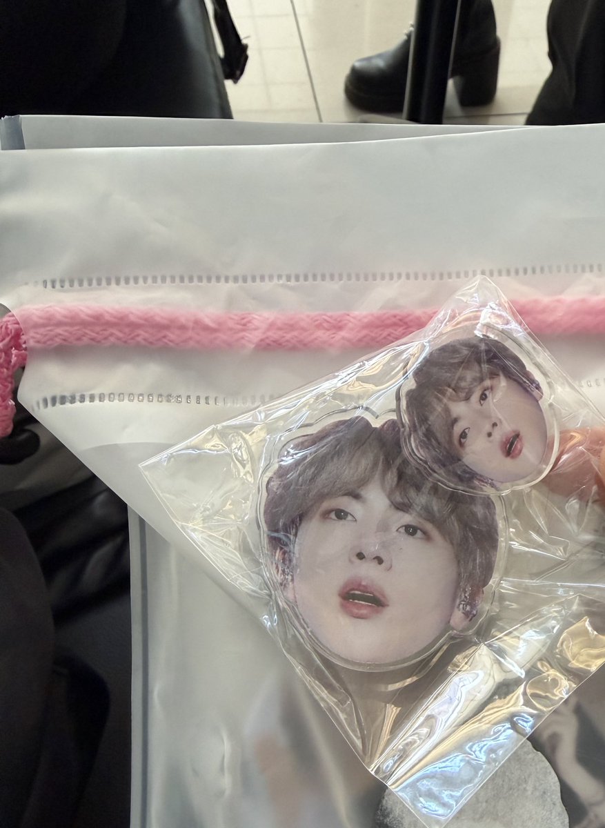 mei_0901 tweet media