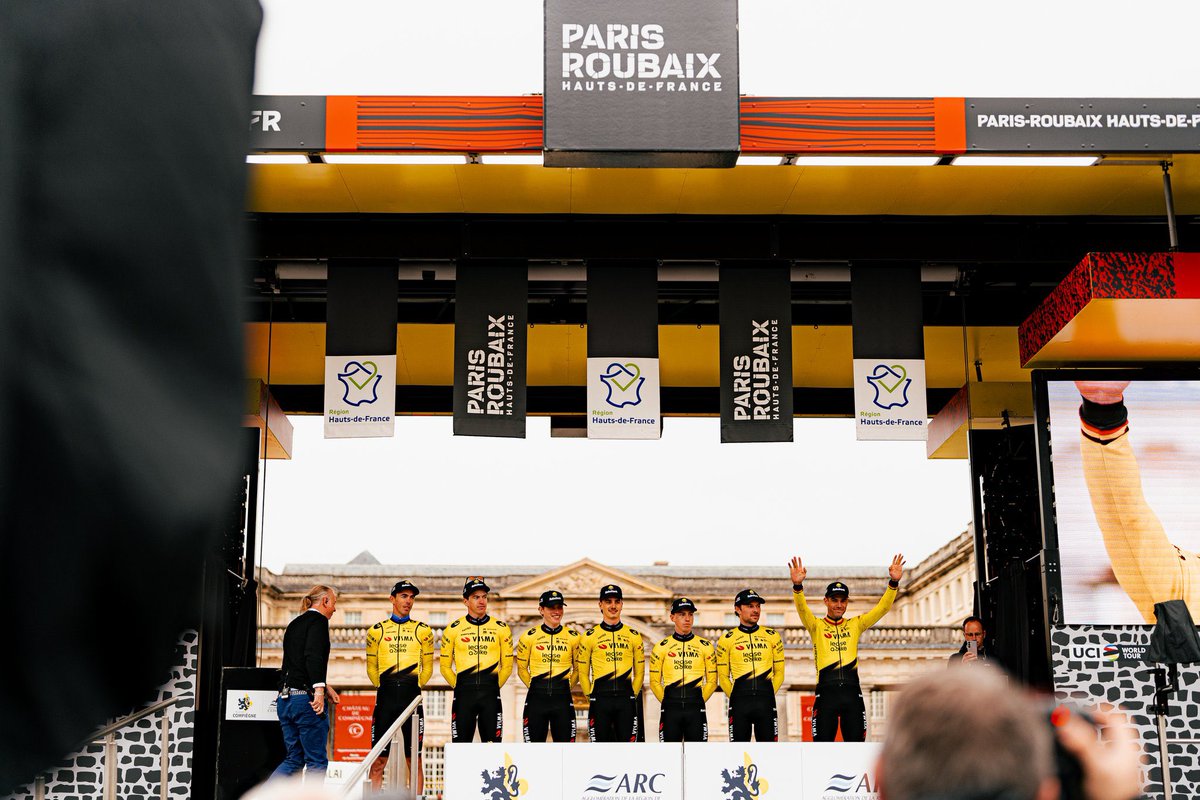 Nikola💛🖤🐝 tweet media