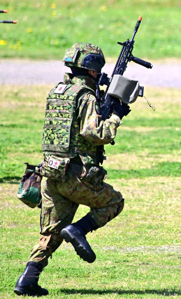 鉄棒の後ろのベルクロ、使ってるところ初めて見た