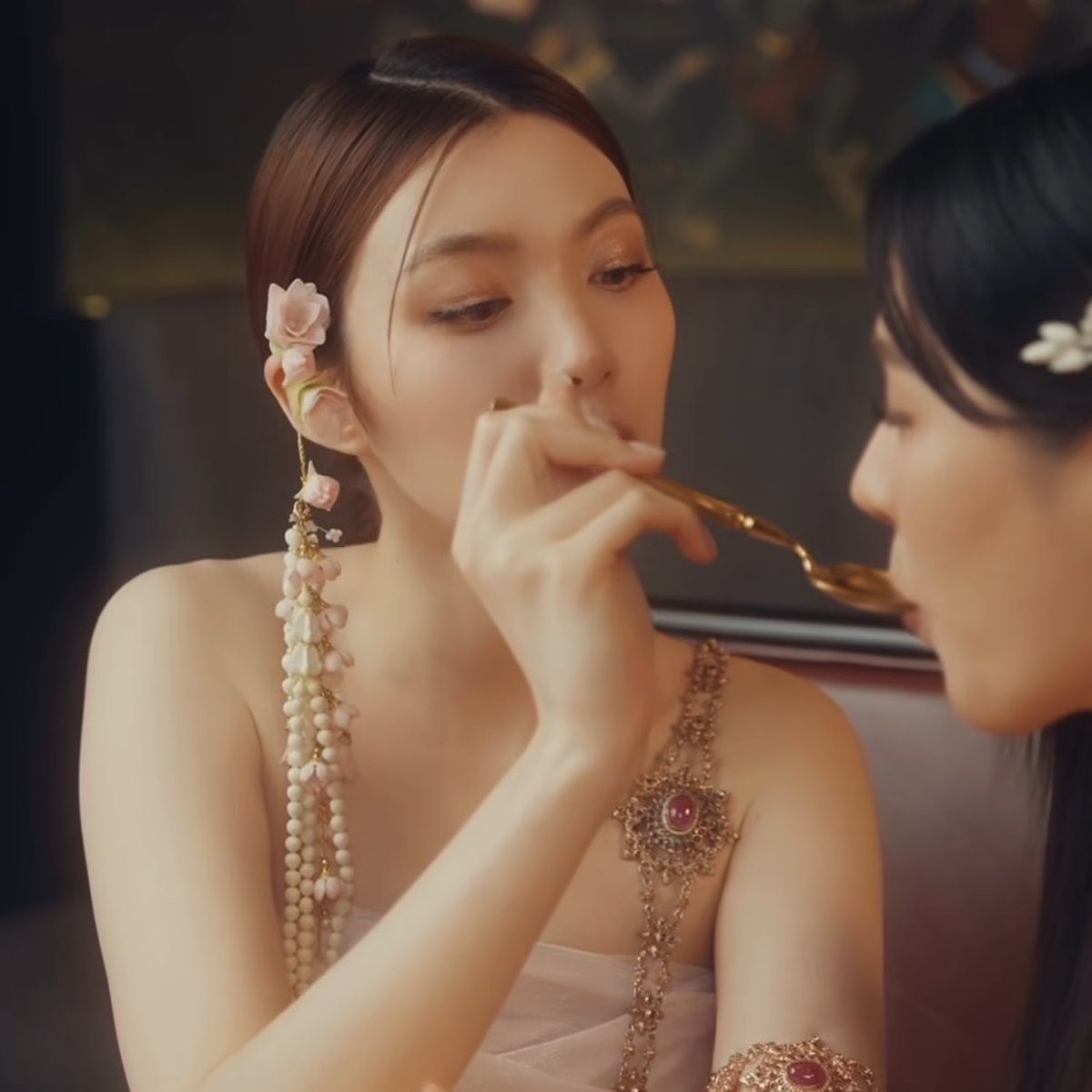 เก้ารัญชน์ tweet media