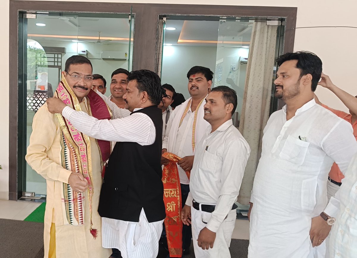 Gyadeen Rajak Datia (M.P.) 👏✍️🌹 tweet media