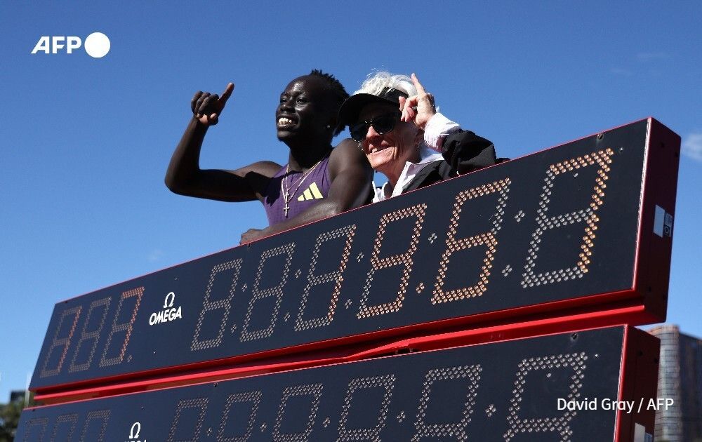 AFP's tweet photo. Teenage sprint sensation Gout Gout ran a blistering 19.67 seconds to win the 200m at the Australian championships on Sunday, reinforcing his status as a rapidly rising star.

It was the best time globally this year and the quickest ever in Australia https://t.co/4vUBk4bEEI